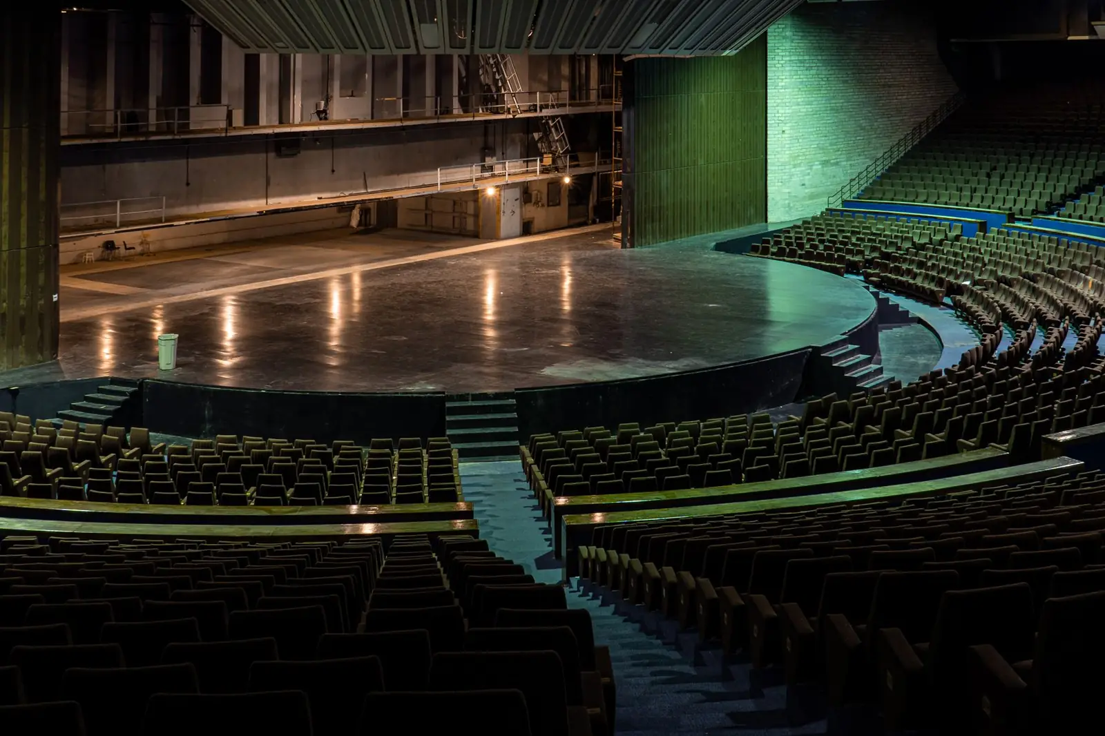 Entertainment venue at Monanegrandhotel